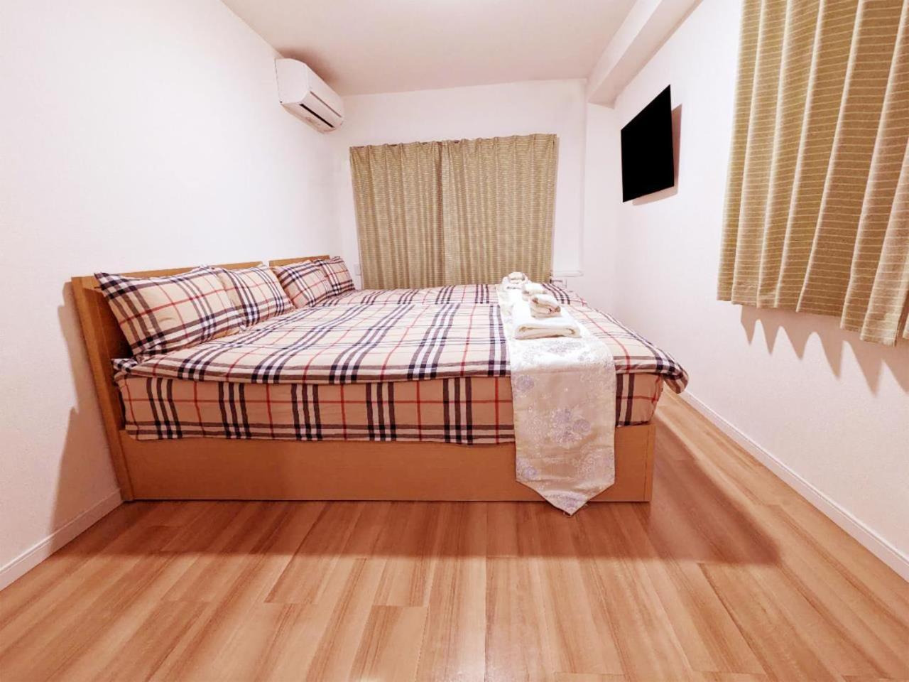 โรงแรม Rosenheim Shinjuku